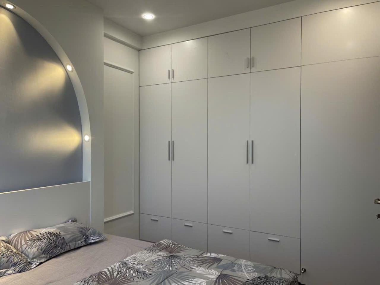 1 Bedroom 44m Full Furnished With Gym, Swimming Pool, Supermarket At Centana District 2 *